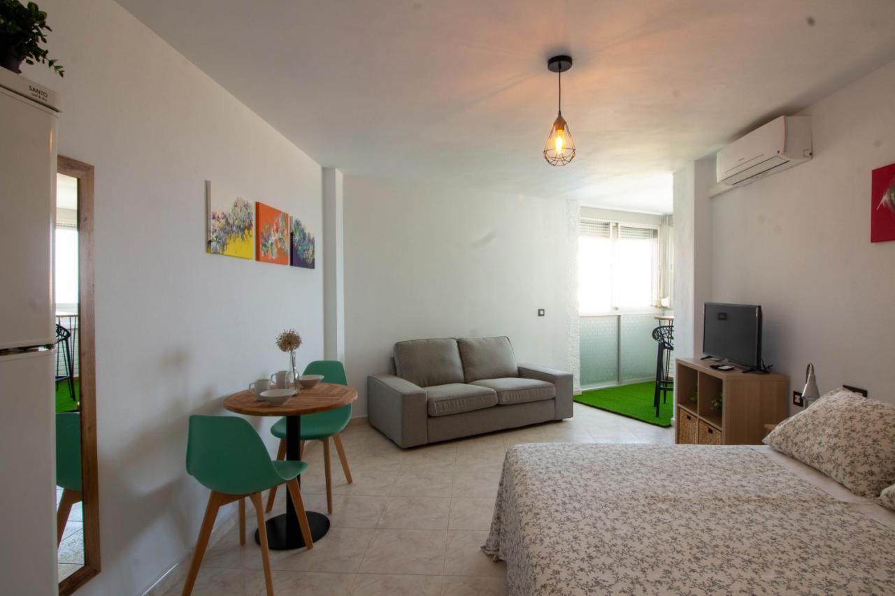 Larios Dos 504. Estudio Con Vistas Al Mar Cerca De La Playa Torrox Εξωτερικό φωτογραφία